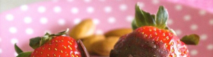 LLN Chocolate Dipped Strawberries